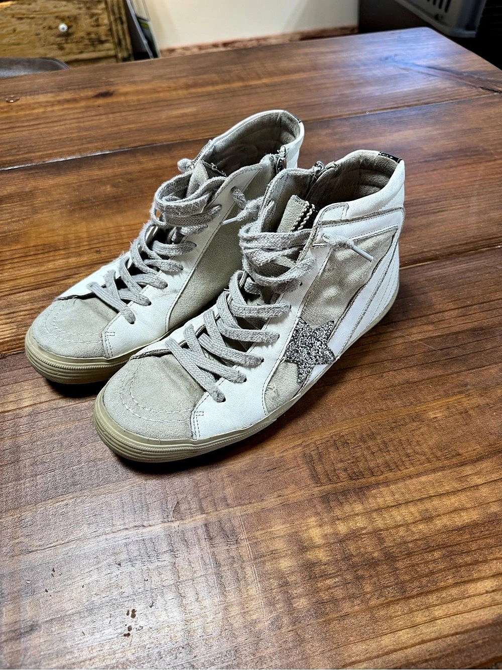 Vintage Havana White Silver Glitter Star High Top Sneakers Women’s Size 9